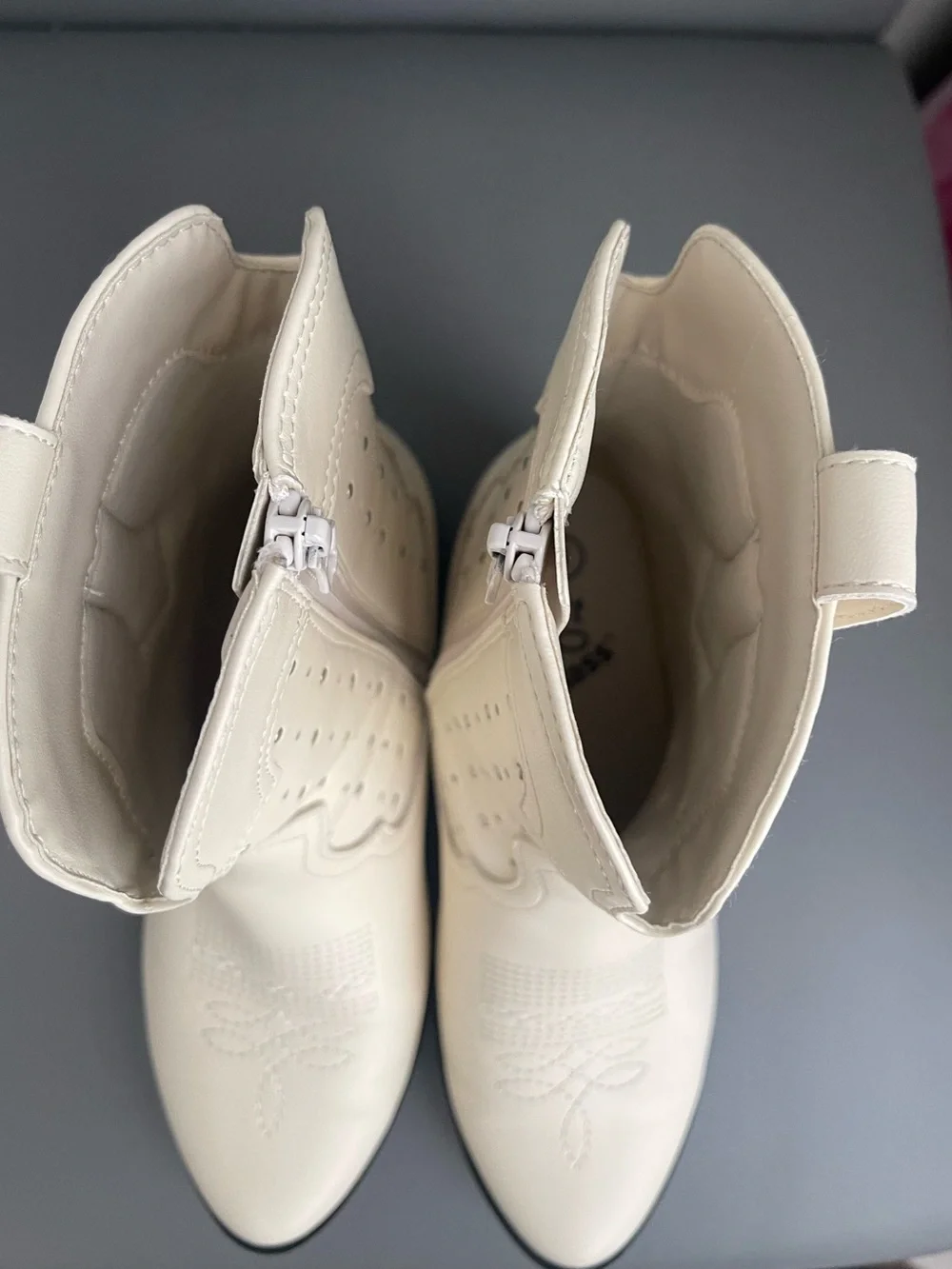 Art Class Kids White Western Boots Side Zip Studded Cowboy Boots Girl Size 3